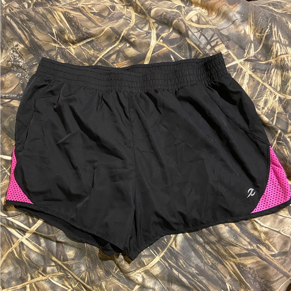 Energy Zone Shorts
